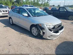 5NPD74LF8HH135181 2017 HYUNDAI ELANTRA