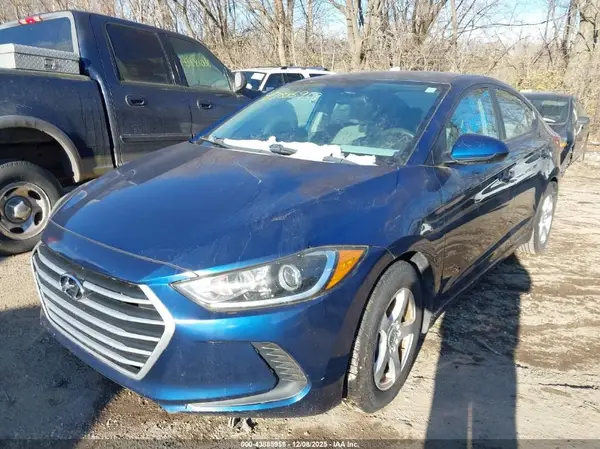 5NPD74LF8HH140185 2017 HYUNDAI ELANTRA - Image 2