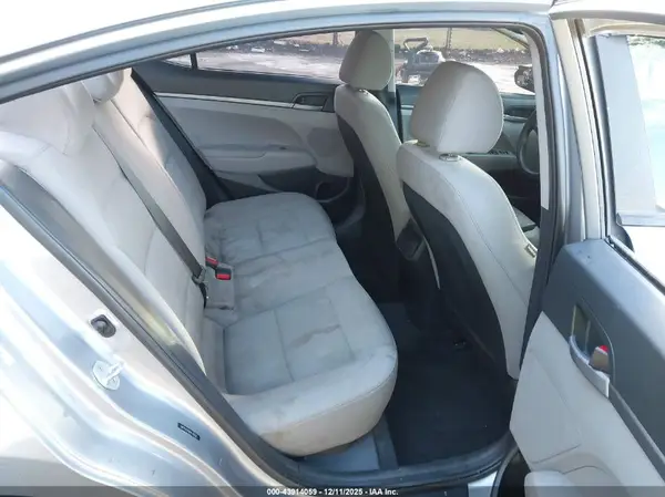 5NPD74LF8HH140526 2017 HYUNDAI ELANTRA - Image 8