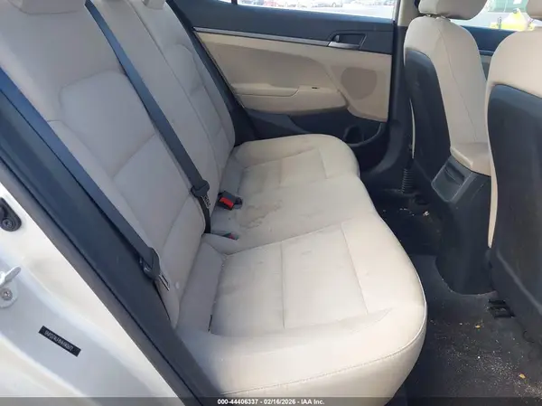 5NPD74LF8HH140672 2017 HYUNDAI ELANTRA - Image 8