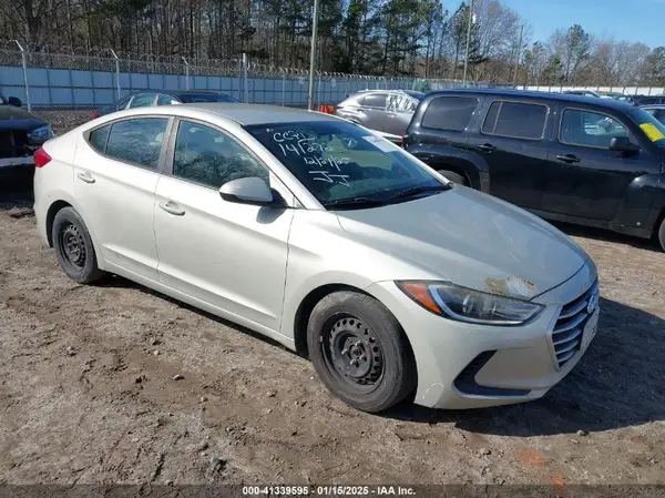 5NPD74LF8HH141272 2017 HYUNDAI ELANTRA - Image 1