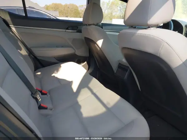 5NPD74LF8HH146259 2017 HYUNDAI ELANTRA - Image 8