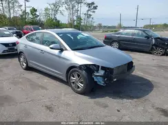 5NPD74LF8HH147668 2017 HYUNDAI ELANTRA