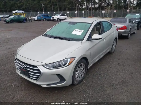 5NPD74LF8HH149811 2017 HYUNDAI ELANTRA - Image 2