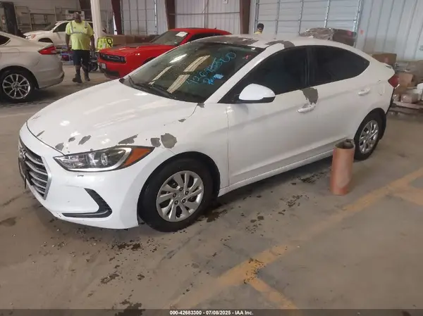 5NPD74LF8HH151901 2017 HYUNDAI ELANTRA - Image 2