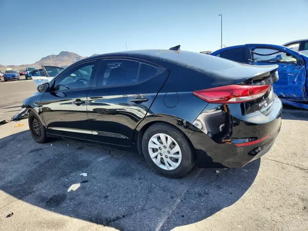 5NPD74LF8HH153230 2017 HYUNDAI ELANTRA - Image 2