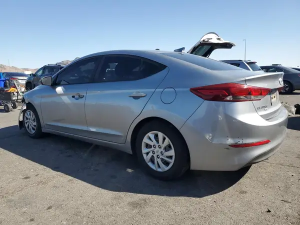 5NPD74LF8HH153762 2017 HYUNDAI ELANTRA - Image 2