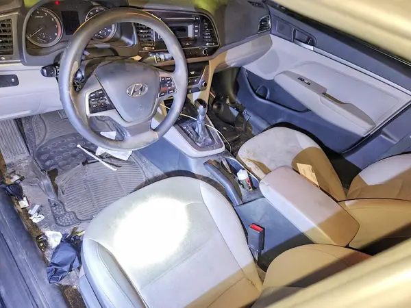 5NPD74LF8HH159335 2017 HYUNDAI ELANTRA - Image 8