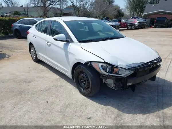 5NPD74LF8HH160159 2017 HYUNDAI ELANTRA - Image 1