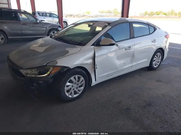 5NPD74LF8HH165099 2017 HYUNDAI ELANTRA - Image 2