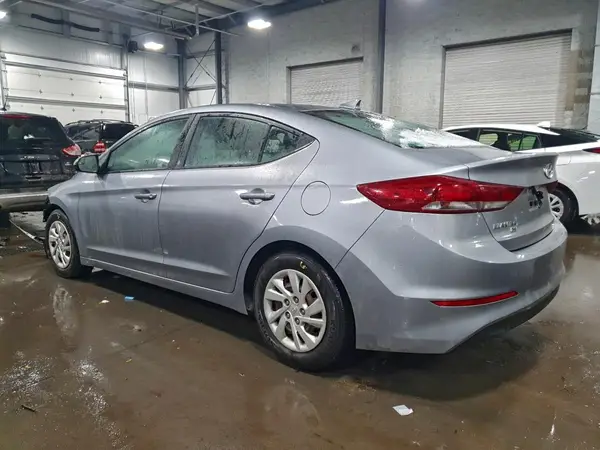 5NPD74LF8HH167418 2017 HYUNDAI ELANTRA - Image 2