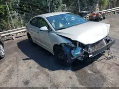 5NPD74LF8HH171095 2017 HYUNDAI ELANTRA