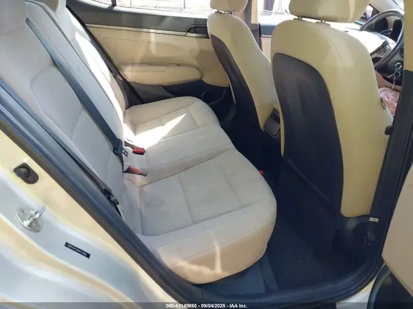 5NPD74LF8HH171095 2017 HYUNDAI ELANTRA - Image 8