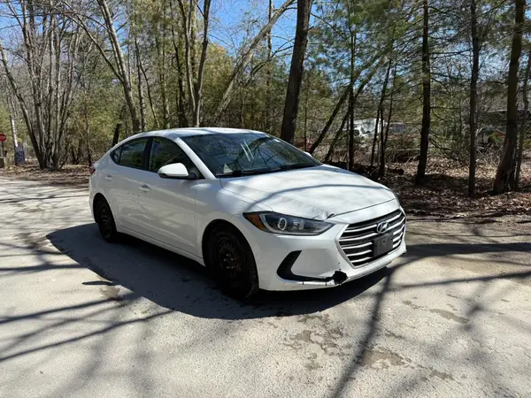 5NPD74LF8HH173249 2017 HYUNDAI ELANTRA - Image 1