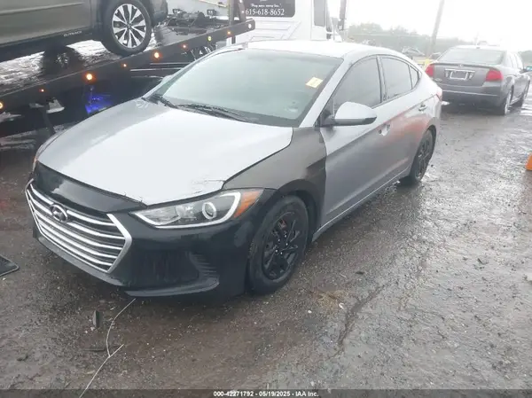 5NPD74LF8HH183358 2017 HYUNDAI ELANTRA - Image 2