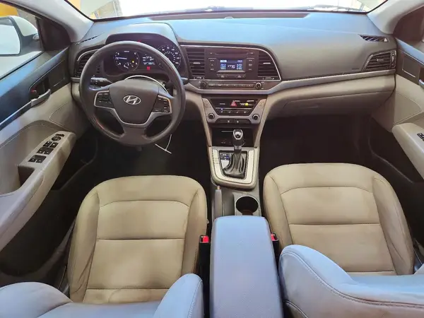 5NPD74LF8HH192478 2017 HYUNDAI ELANTRA - Image 8