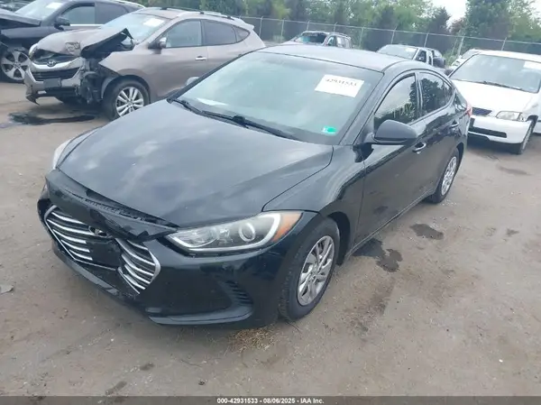 5NPD74LF8HH193307 2017 HYUNDAI ELANTRA - Image 2