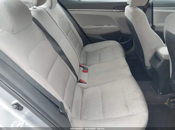 5NPD74LF8HH196160 2017 HYUNDAI ELANTRA - Image 8