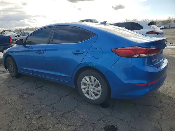 5NPD74LF8HH203236 2017 HYUNDAI ELANTRA - Image 2