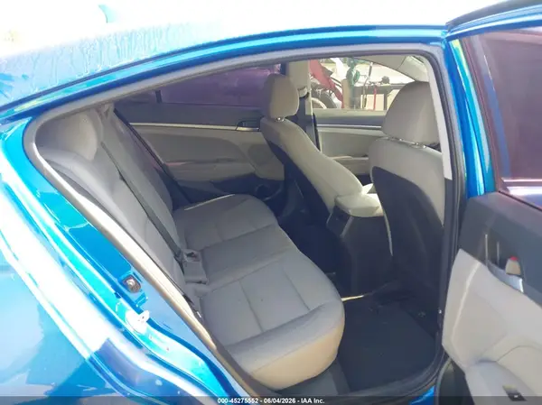 5NPD74LF8HH203625 2017 HYUNDAI ELANTRA - Image 8