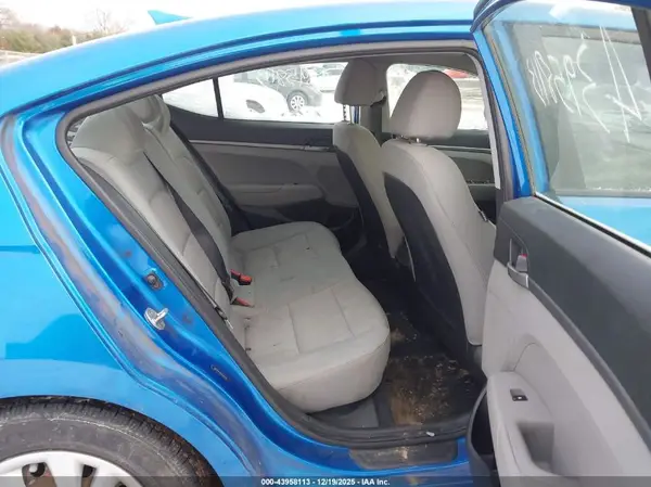 5NPD74LF8HH205536 2017 HYUNDAI ELANTRA - Image 8