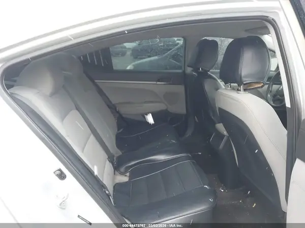 5NPD74LF8HH208811 2017 HYUNDAI ELANTRA - Image 8