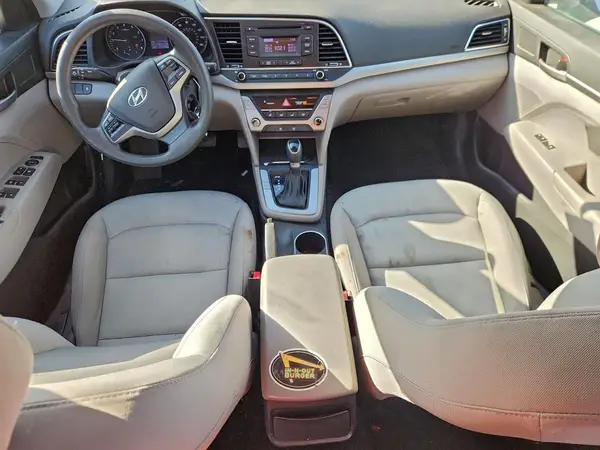 5NPD74LF8HH210686 2017 HYUNDAI ELANTRA - Image 8
