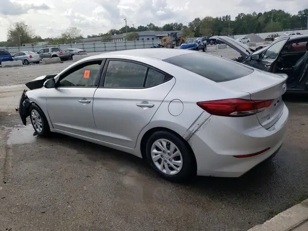5NPD74LF8JH216431 2018 HYUNDAI ELANTRA - Image 2