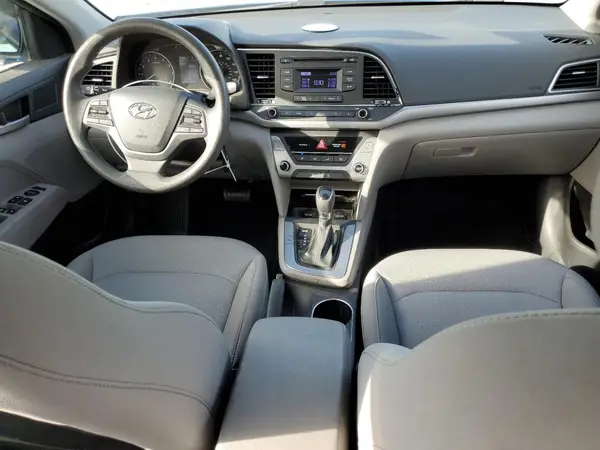 5NPD74LF8JH218258 2018 HYUNDAI ELANTRA - Image 8