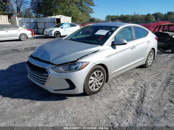 5NPD74LF8JH219149 2018 HYUNDAI ELANTRA - Image 2