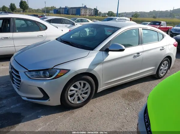 5NPD74LF8JH229678 2018 HYUNDAI ELANTRA - Image 2