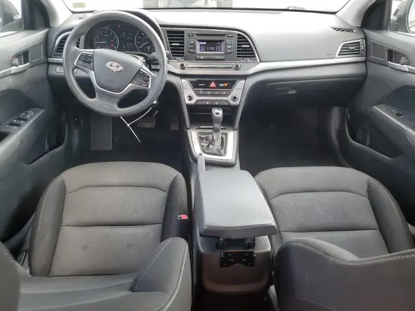 5NPD74LF8JH239028 2018 HYUNDAI ELANTRA - Image 8
