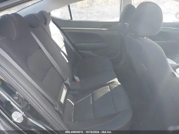5NPD74LF8JH245699 2018 HYUNDAI ELANTRA - Image 8