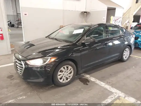 5NPD74LF8JH262678 2018 HYUNDAI ELANTRA - Image 2