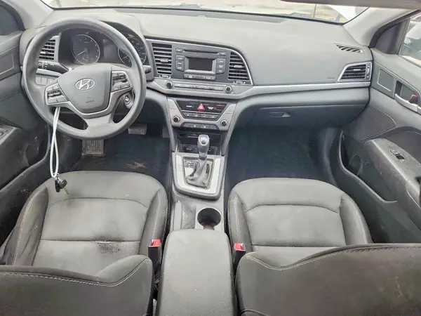 5NPD74LF8JH262924 2018 HYUNDAI ELANTRA - Image 8