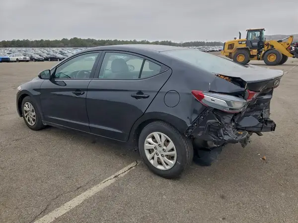 5NPD74LF8JH265581 2018 HYUNDAI ELANTRA - Image 2