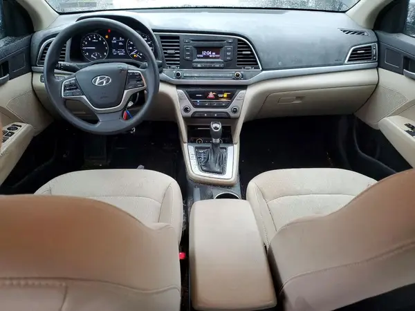 5NPD74LF8JH267329 2018 HYUNDAI ELANTRA - Image 8