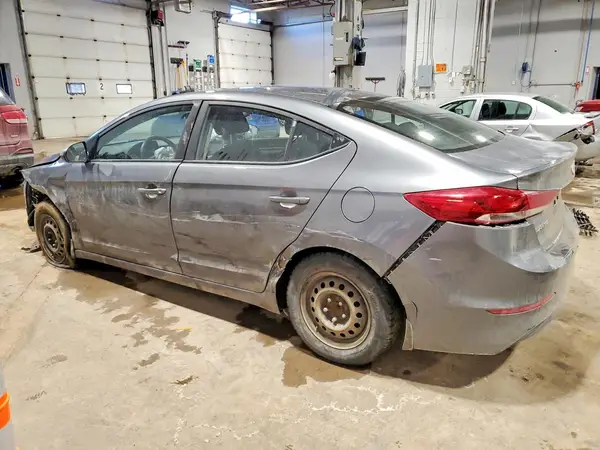 5NPD74LF8JH271137 2018 HYUNDAI ELANTRA - Image 2