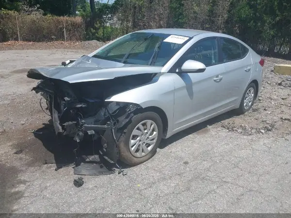 5NPD74LF8JH275835 2018 HYUNDAI ELANTRA - Image 2