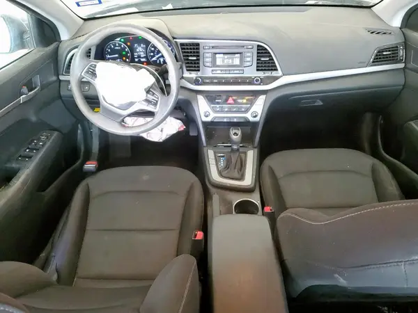 5NPD74LF8JH285846 2018 HYUNDAI ELANTRA - Image 8