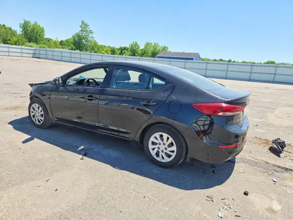 5NPD74LF8JH289637 2018 HYUNDAI ELANTRA - Image 2