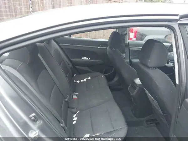5NPD74LF8JH292649 2018 HYUNDAI ELANTRA - Image 8