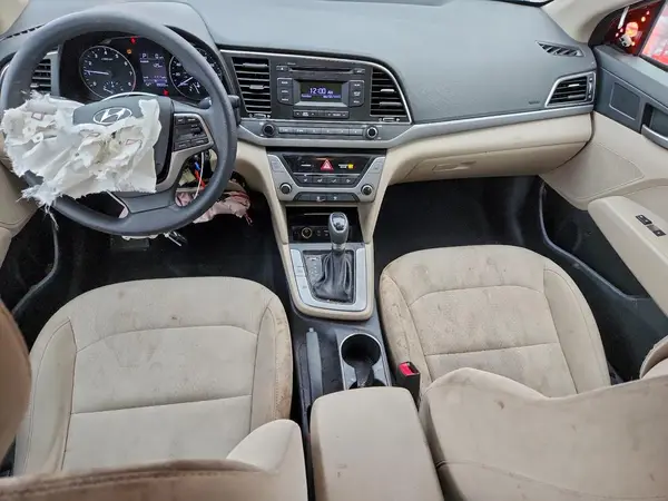 5NPD74LF8JH295910 2018 HYUNDAI ELANTRA - Image 8