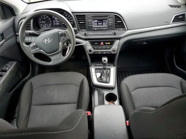 5NPD74LF8JH299746 2018 HYUNDAI ELANTRA - Image 8