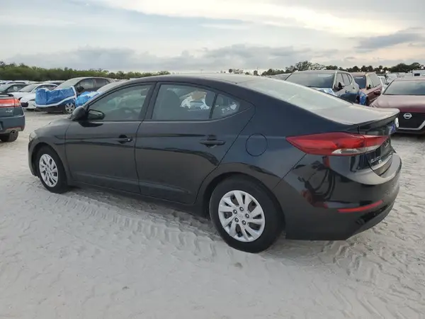 5NPD74LF8JH303133 2018 HYUNDAI ELANTRA - Image 2