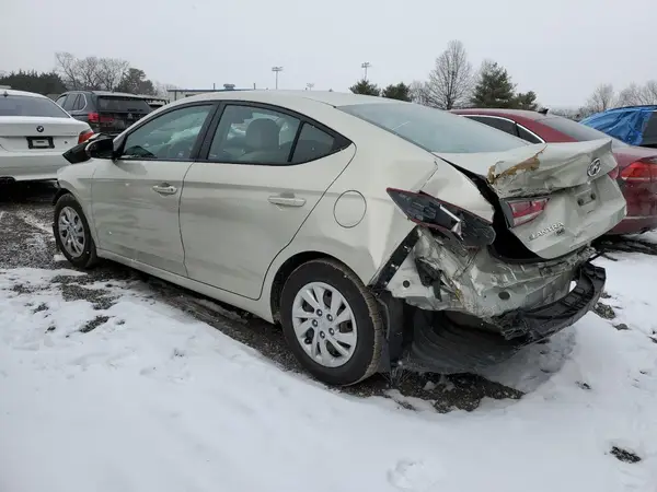 5NPD74LF8JH309563 2018 HYUNDAI ELANTRA - Image 2