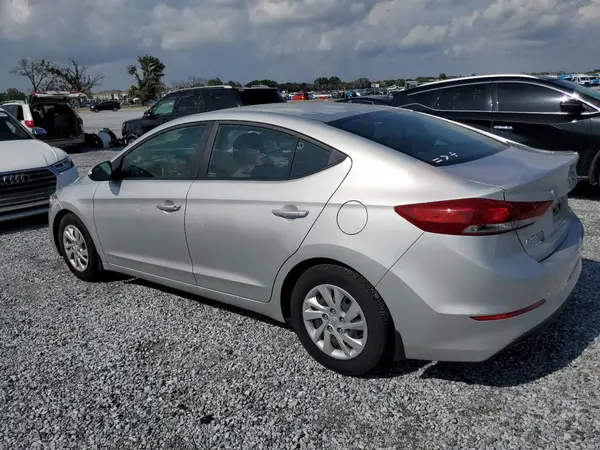 5NPD74LF8JH322796 2018 HYUNDAI ELANTRA - Image 2