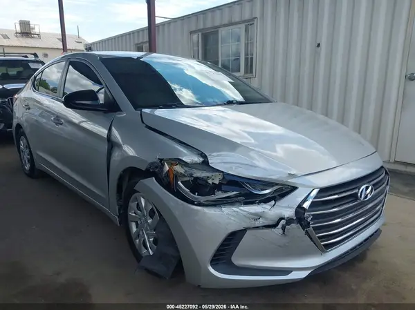 5NPD74LF8JH328260 2018 HYUNDAI ELANTRA