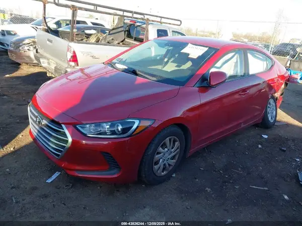 5NPD74LF8JH332549 2018 HYUNDAI ELANTRA - Image 2