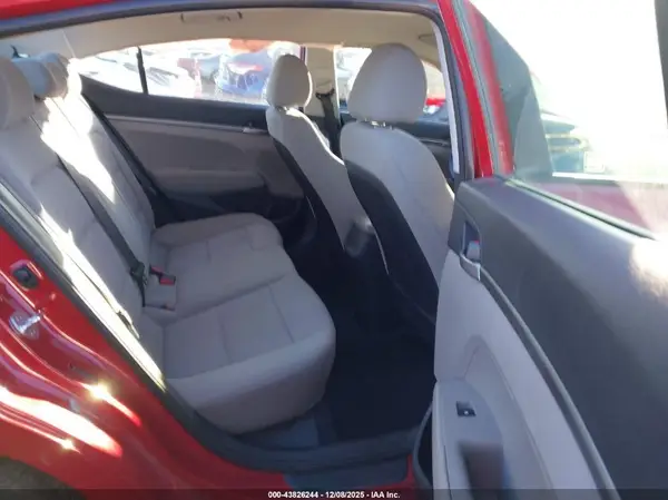 5NPD74LF8JH332549 2018 HYUNDAI ELANTRA - Image 8